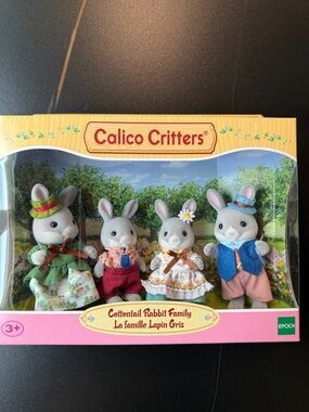 Calico critters Cottontail Rabbit Family - Gray Plush Figurine Set
